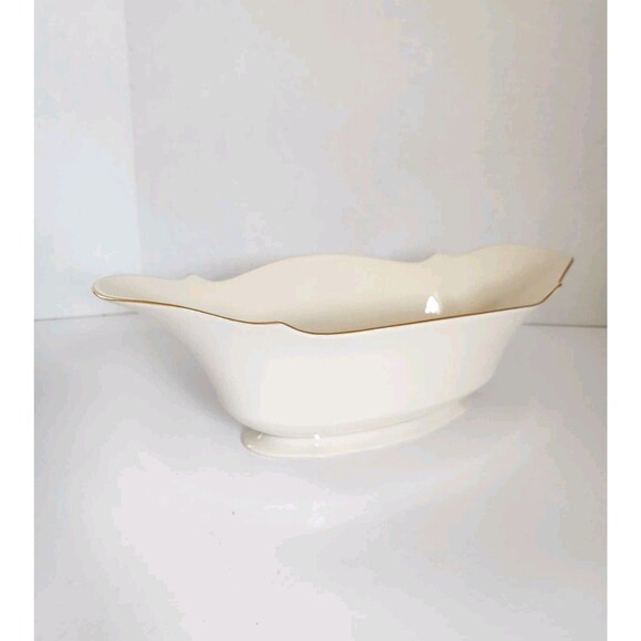 Lenox 13.5” Ivory Centerpiece Oval Bowl Gold Trim Scalloped Edge Lenox Giftware - Picture 2 of 6